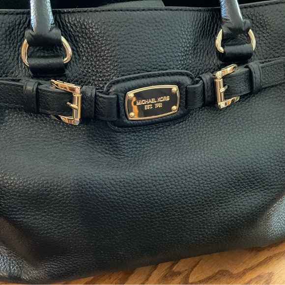 Excellent Michael Kors Hamilton Pebble Leather Shoulder/Satchel Handbag - Picture 2 of 13